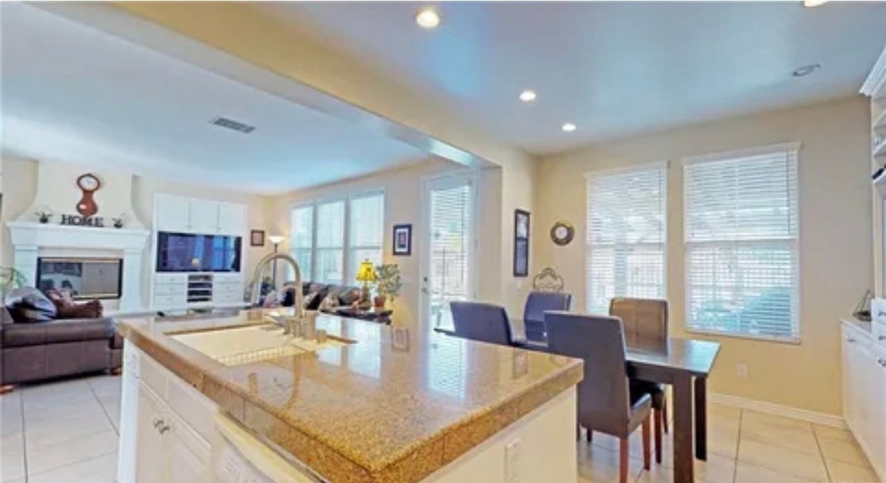 26915 Augusta Pl - Photo 3 of 21