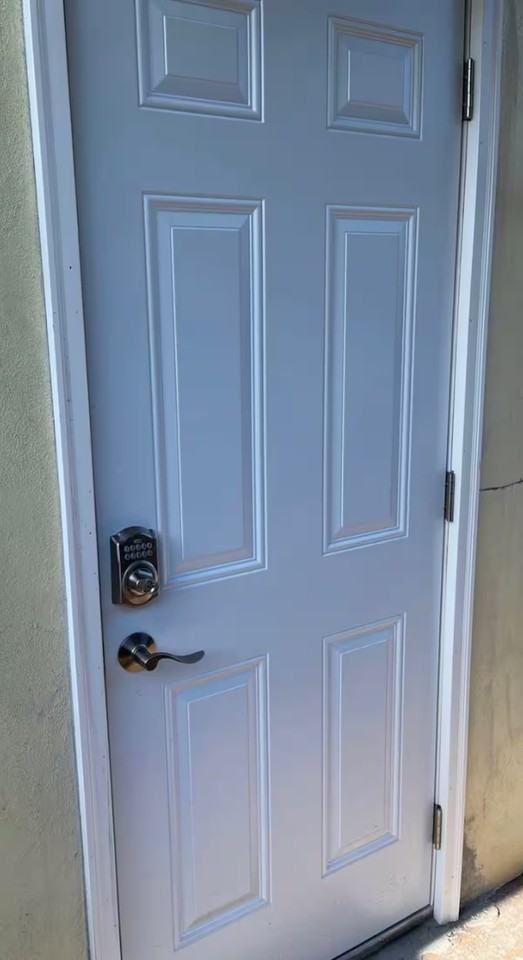 1117 Sw 22nd Ave - Photo 5 of 6