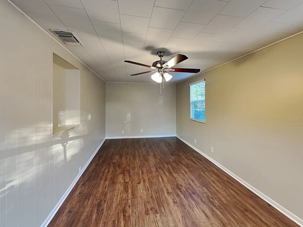 3917 Mesa Ave - Photo 2 of 14