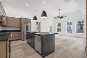 featured image of 308 Oak St #102