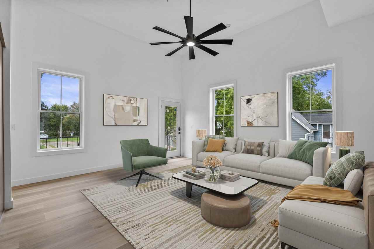 308 Oak St #202 - Photo 5 of 13