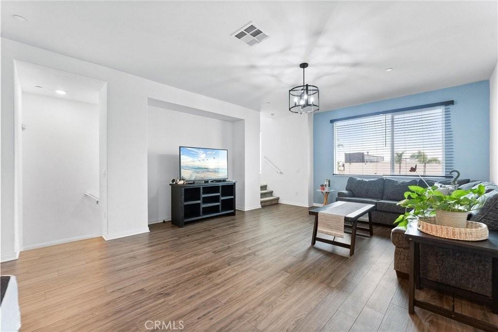 14053 Spurlock Ln #3 - Photo 3 of 20