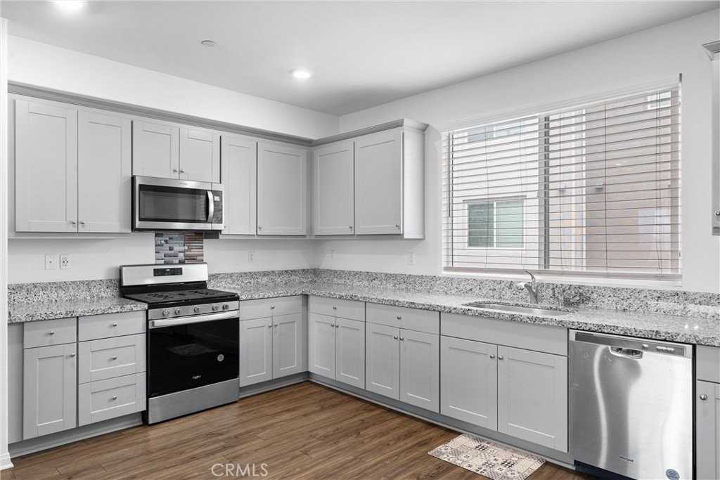 14053 Spurlock Ln #3 - Photo 6 of 20