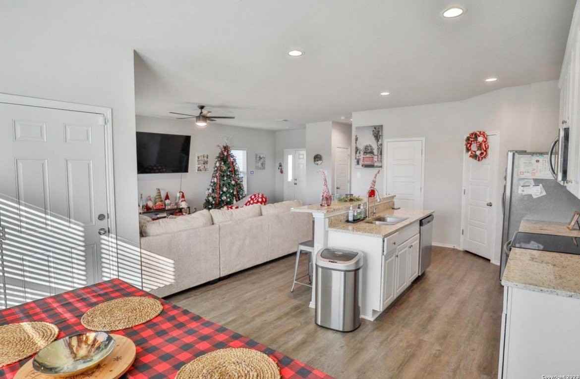 6011 Macdona Rdg - Photo 5 of 8