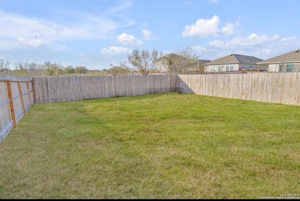 6011 Macdona Rdg - Photo 7 of 8