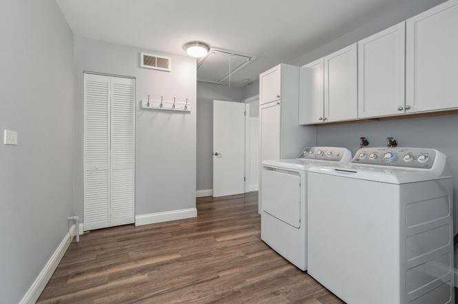 9604 S Knox Ave - Photo 3 of 14