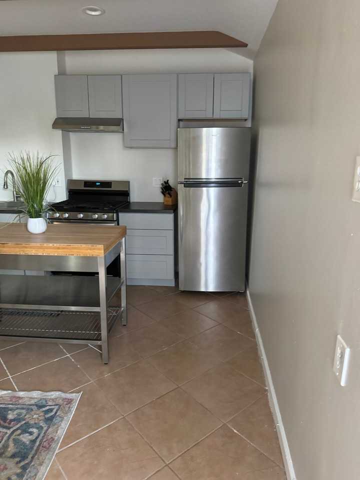 17212 Strathern St #1-2 - Photo 4 of 6