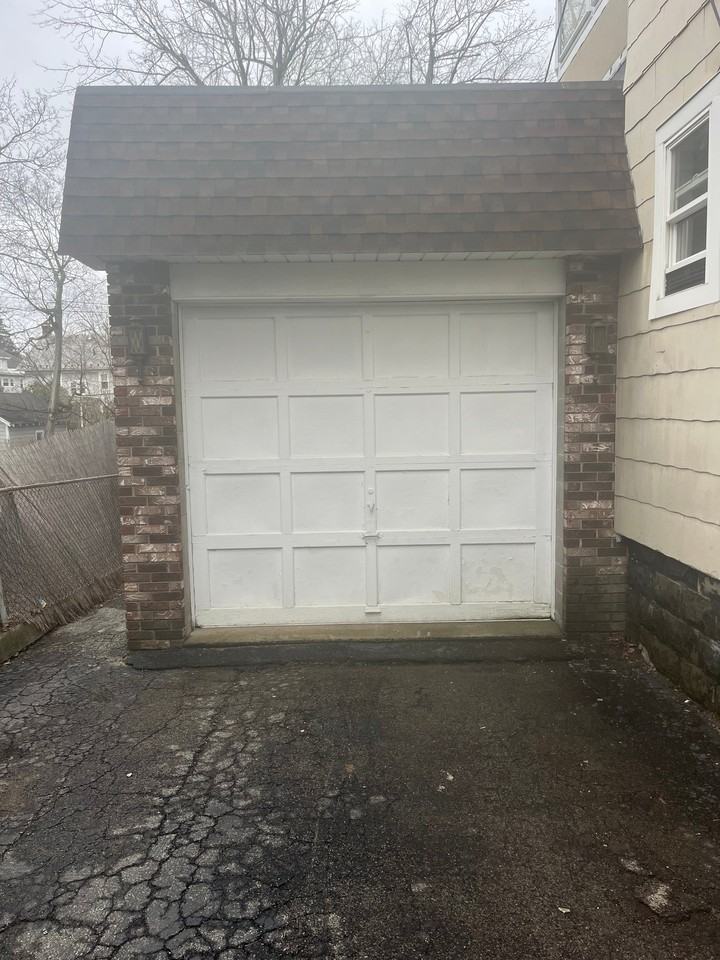 1714 Union St - Photo 6 of 10