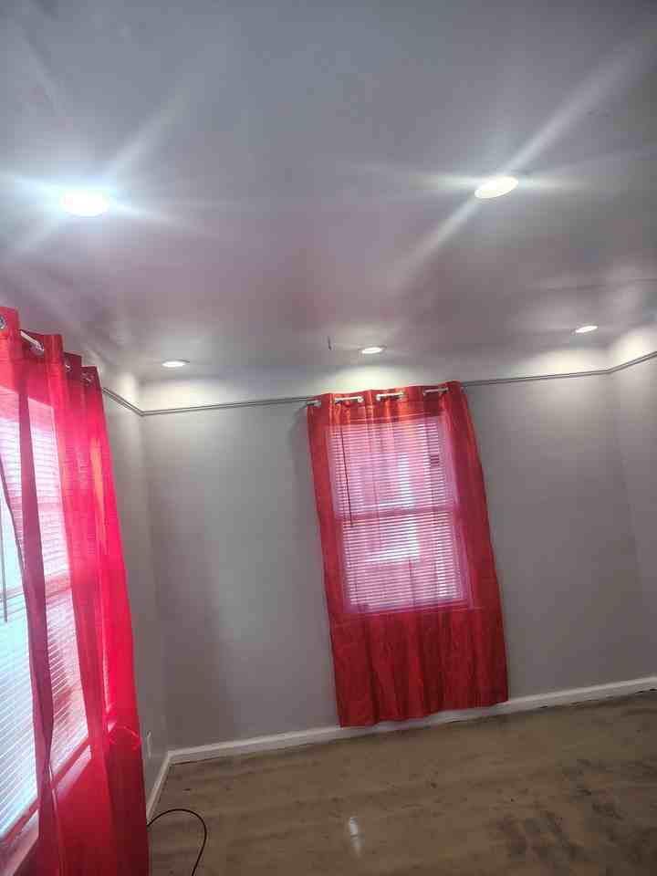 19324 Avon Ave - Photo 4 of 11