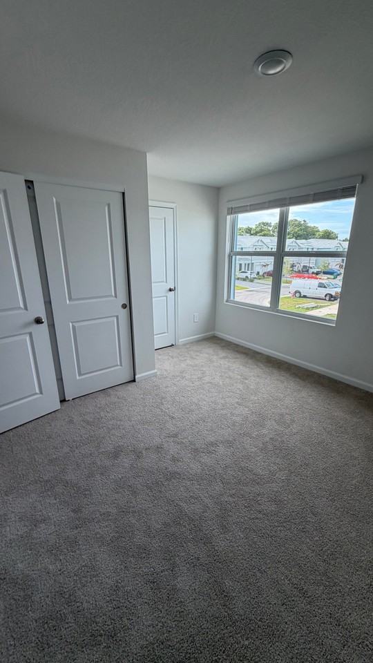 540 Salisbury Cir - Photo 2 of 7