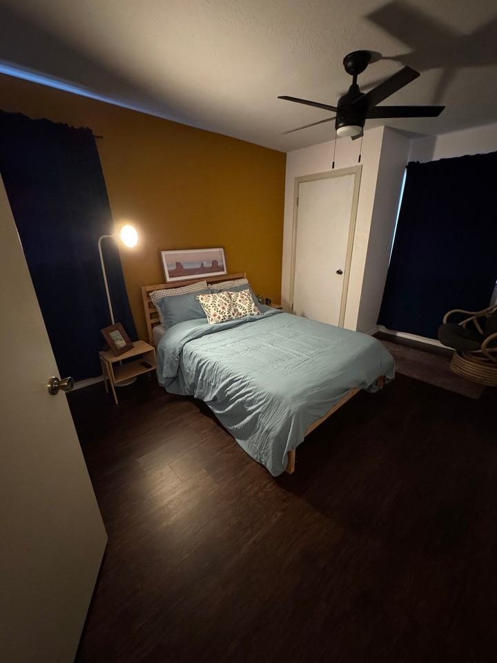 810 Cornish Oak Ct - Photo 2 of 5