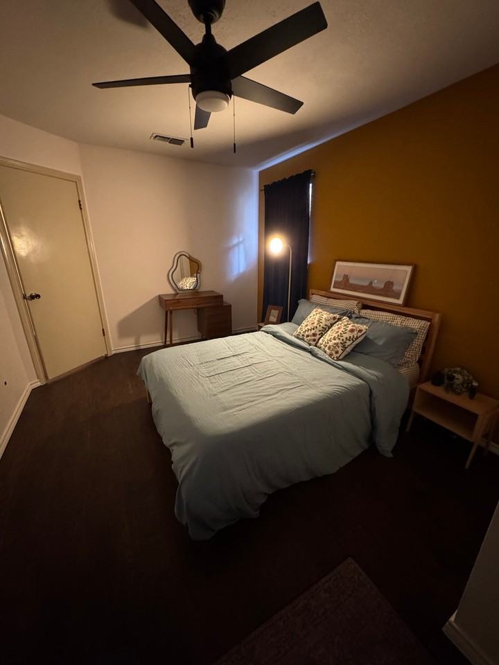 810 Cornish Oak Ct - Photo 3 of 5