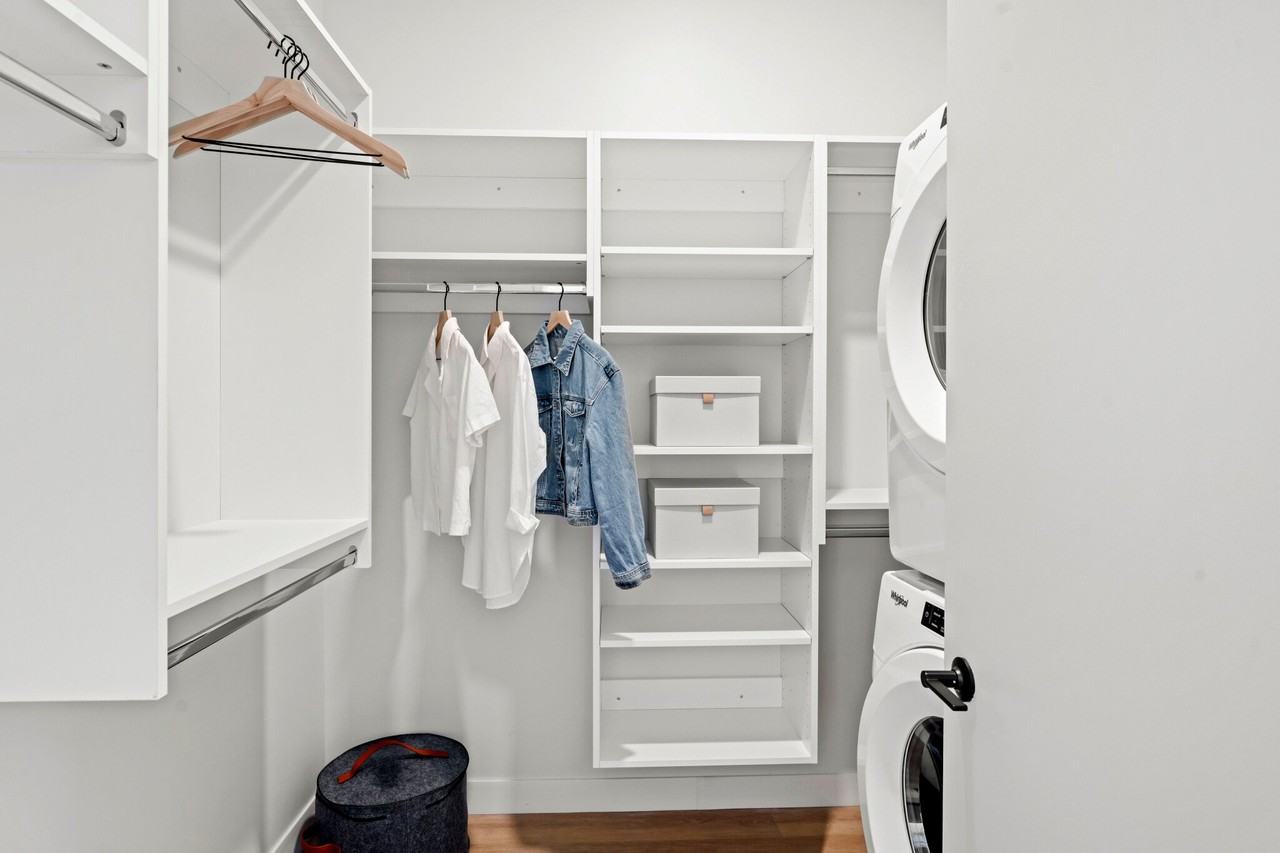 1151 W Van Buren St - Photo 4 of 13