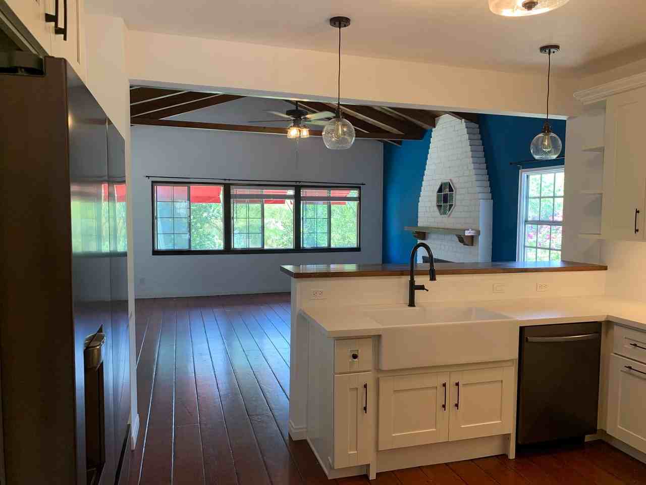 5046 La Roda Ave #1 - Photo 5 of 21