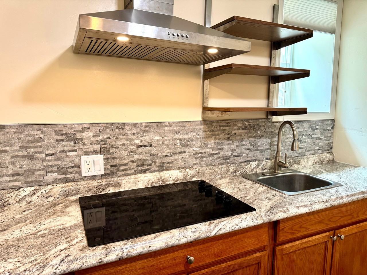 7438 Orien Ave - Photo 3 of 20