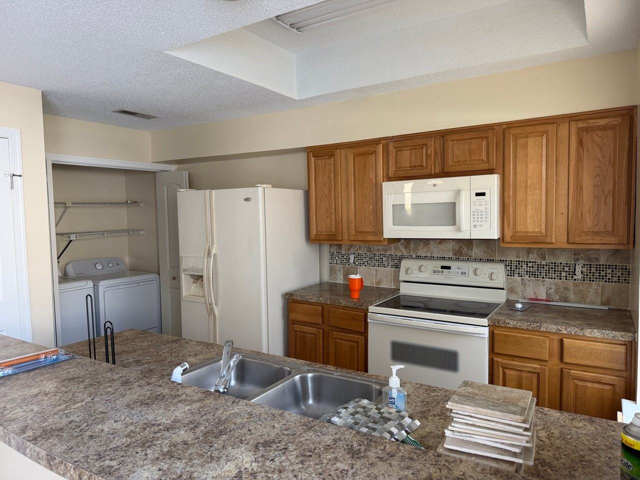 716 Harbor Springs Trl - Photo 3 of 11