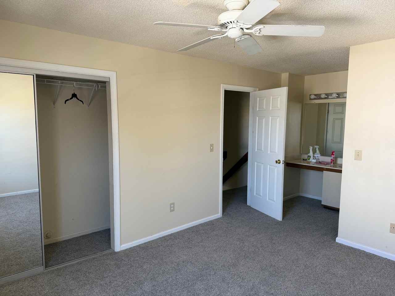 716 Harbor Springs Trl - Photo 4 of 11