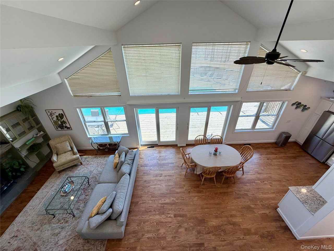 11 Michigan St - Photo 2 of 11