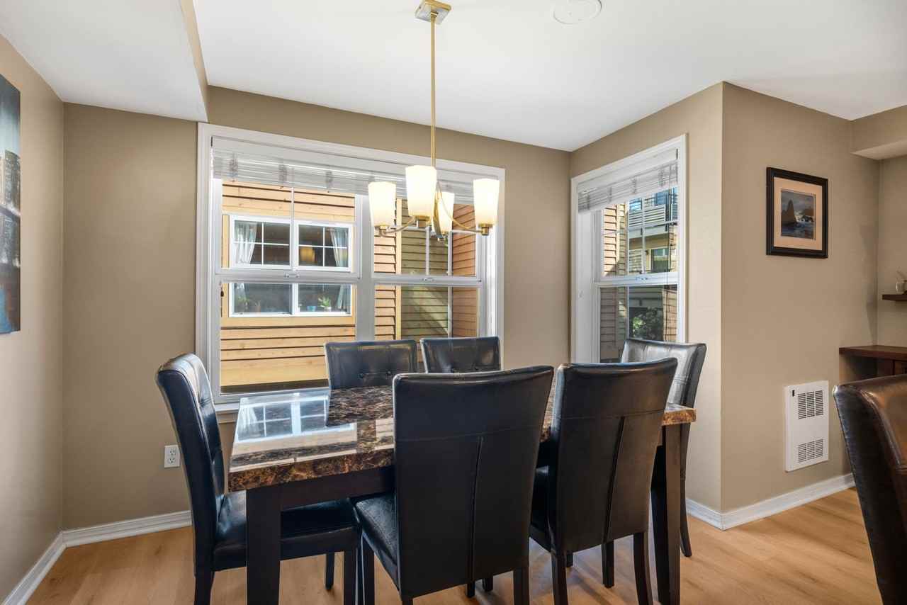 931 N 35th St #B - Photo 4 of 20