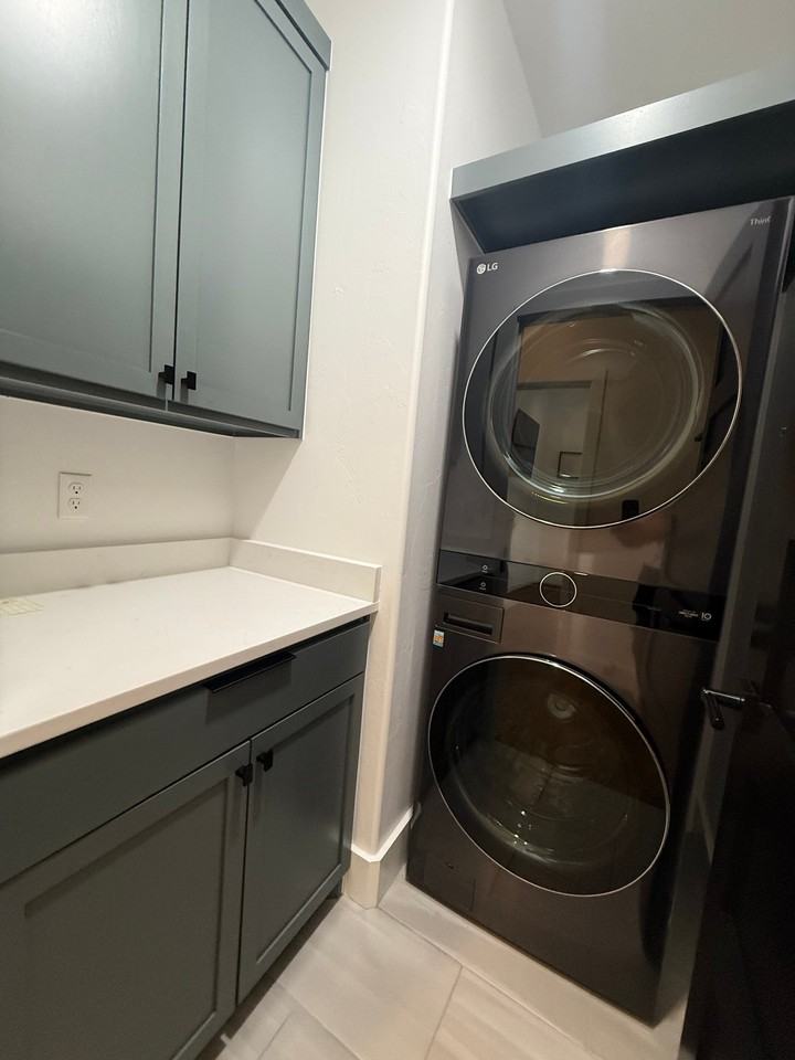 1921 Runway Blvd #1 - Photo 5 of 10