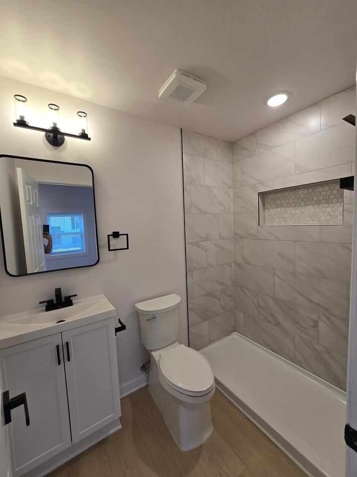 198 S Court St - Photo 4 of 21