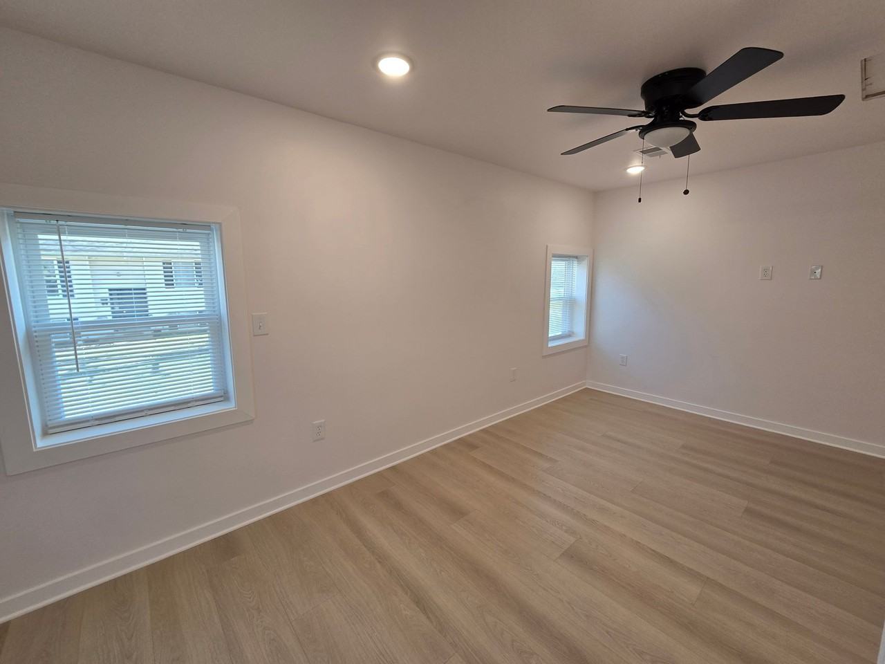 198 S Court St - Photo 7 of 21