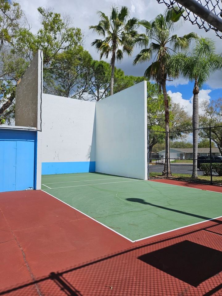 129 Camphor Cir #F - Photo 3 of 20