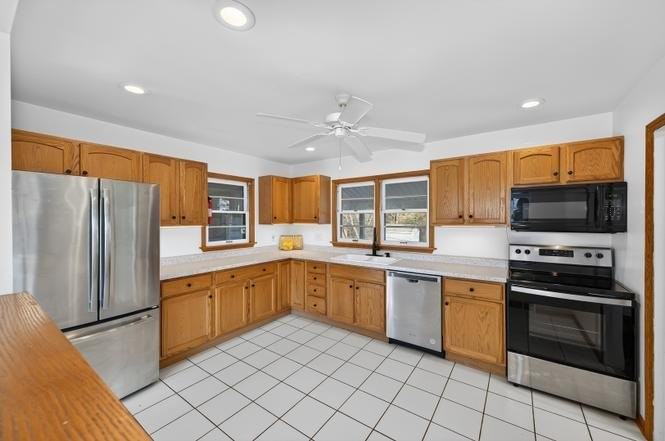 7524 Virginian Dr - Photo 4 of 9