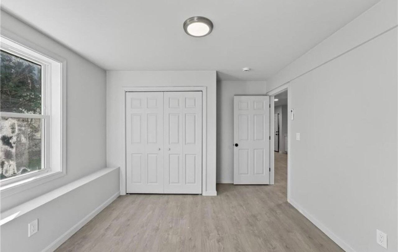 165 Rounds Ave #B - Photo 5 of 6