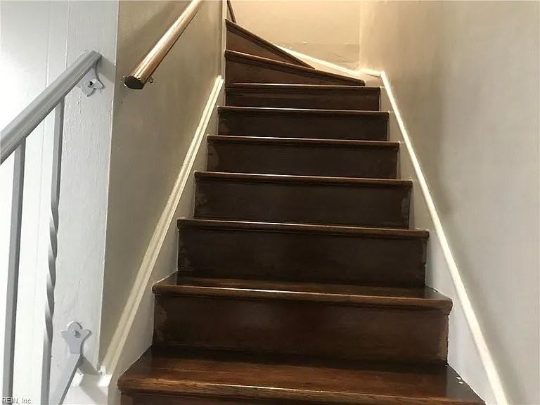 5775 W Hastings Arch - Photo 5 of 17