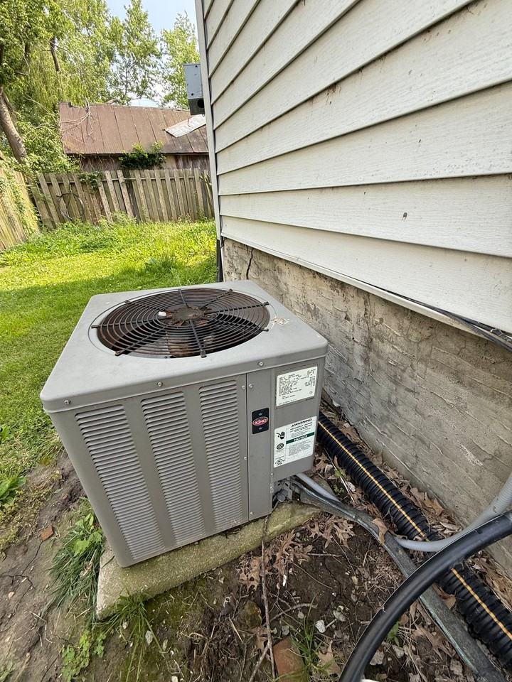 26 E 1st St - Photo 3 of 11