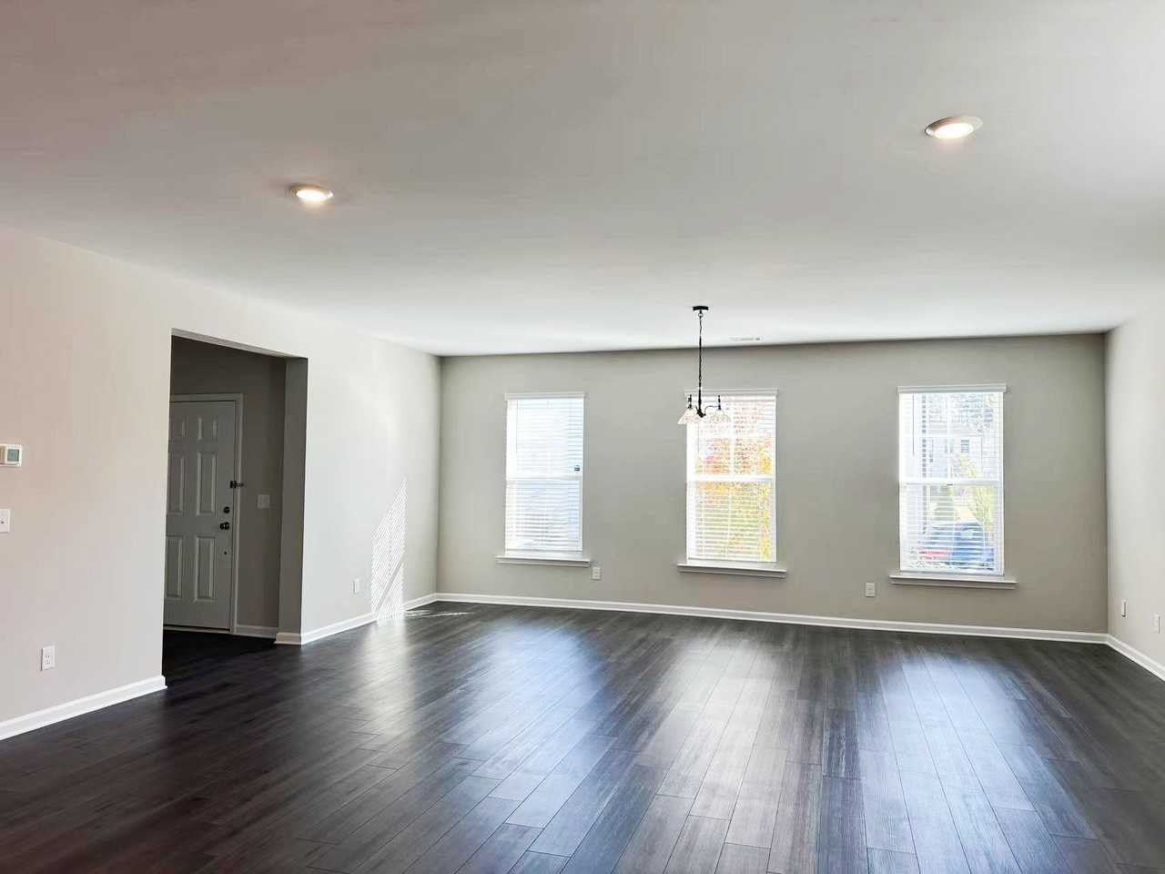 4372 Grosbeak Dr - Photo 3 of 20