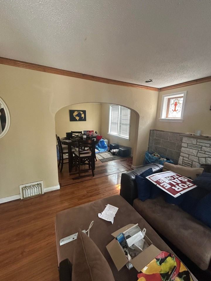 2218 Farrar St - Photo 7 of 20