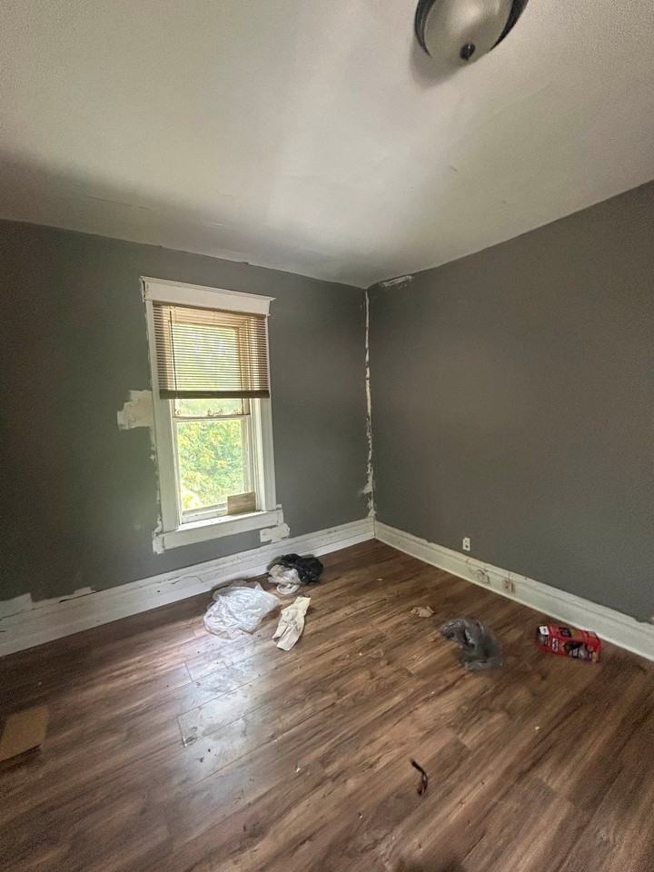 563 N 24th St - Photo 6 of 16