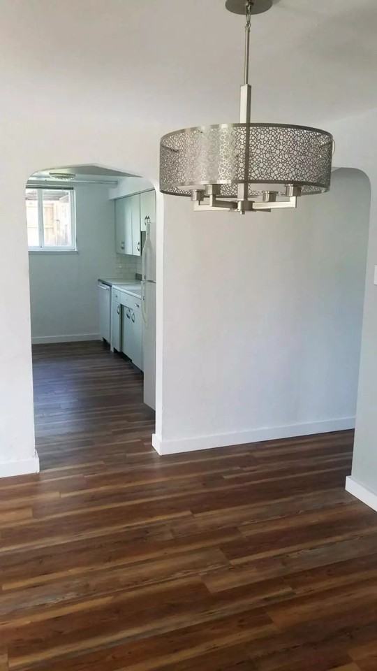 2763 Hooker St - Photo 4 of 19