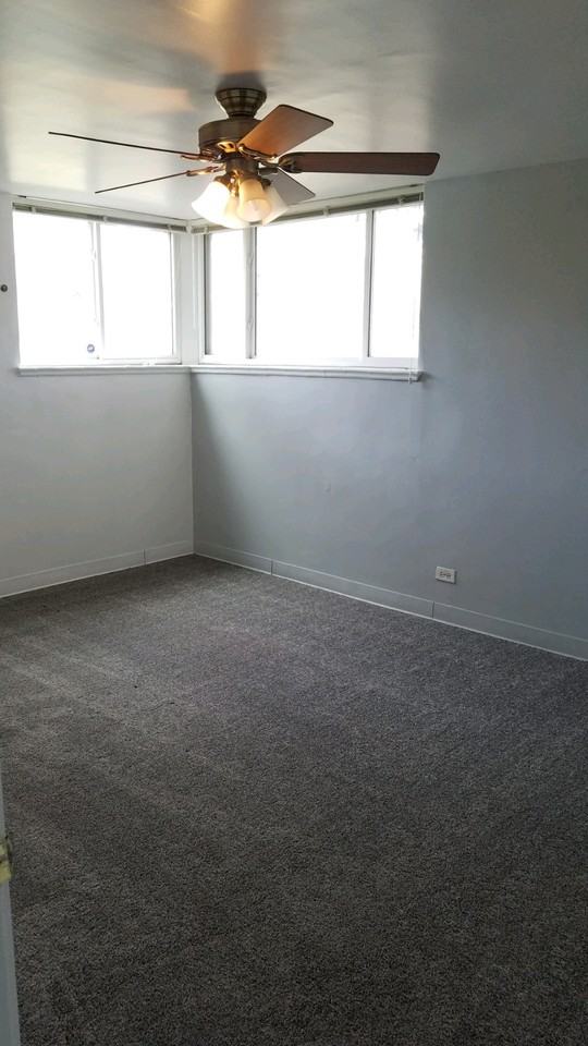 2763 Hooker St - Photo 4 of 19