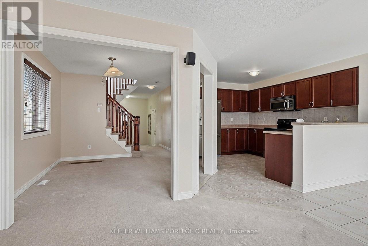 32 Warnford Circle - Photo 6 of 20