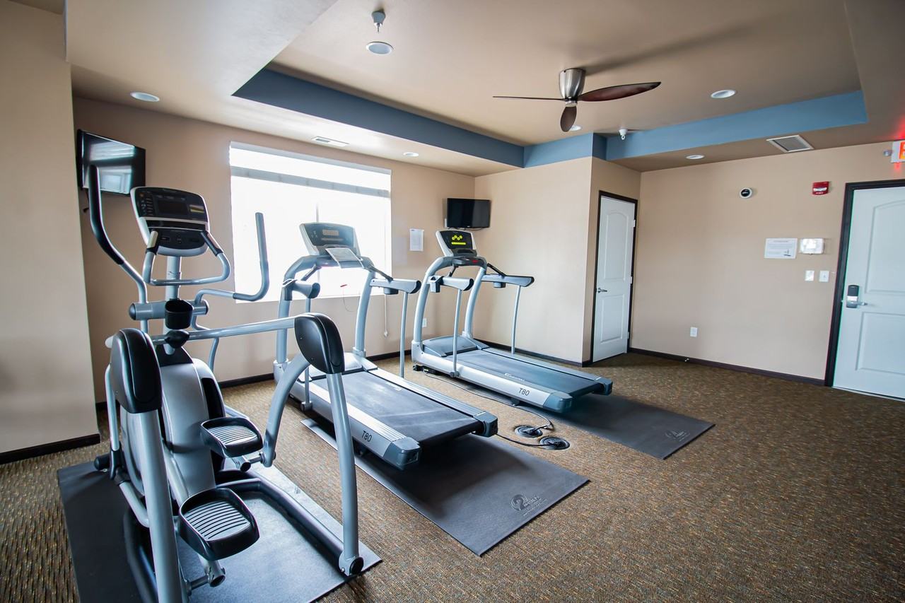 West Ridge Apartments - Photo 7 of 50