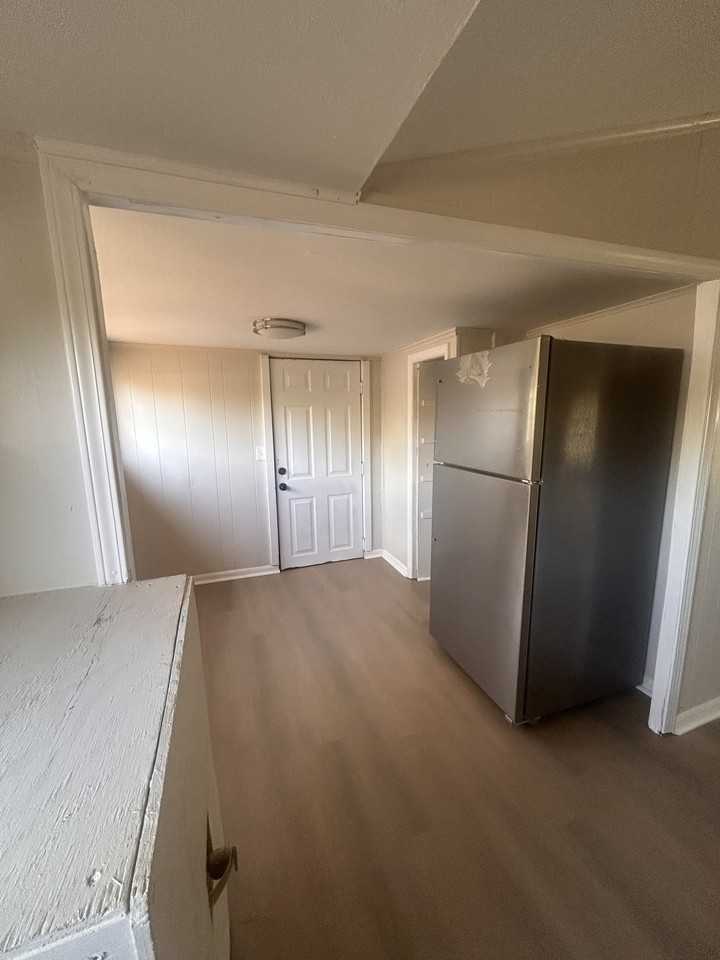 1623 Ellison Ln #B - Photo 4 of 7