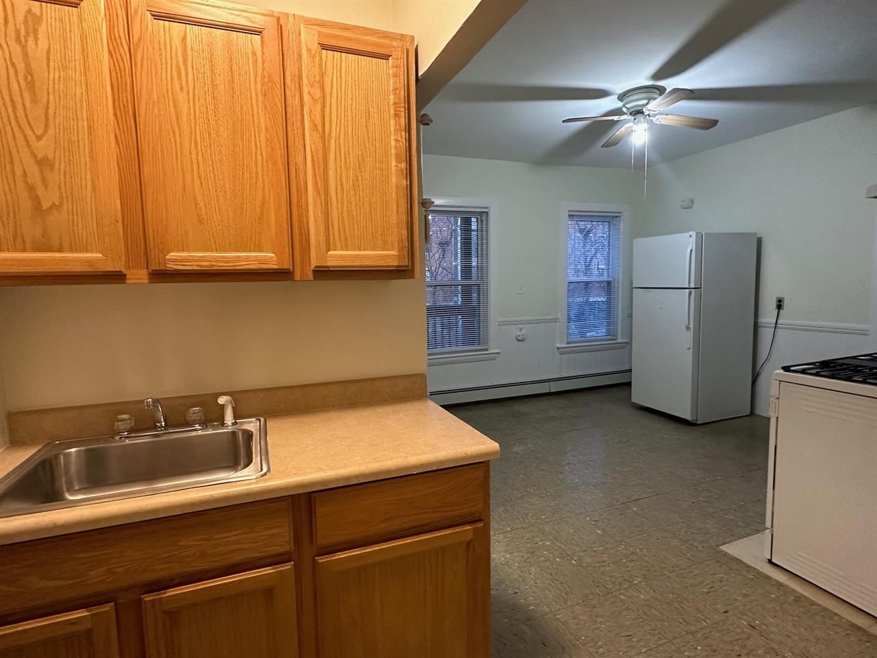 36 Princeton St #2 - Photo 5 of 15