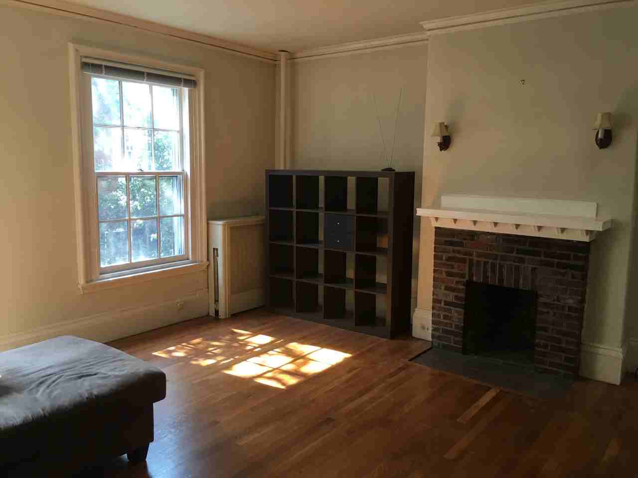 45 Pinckney St #3 - Photo 3 of 8