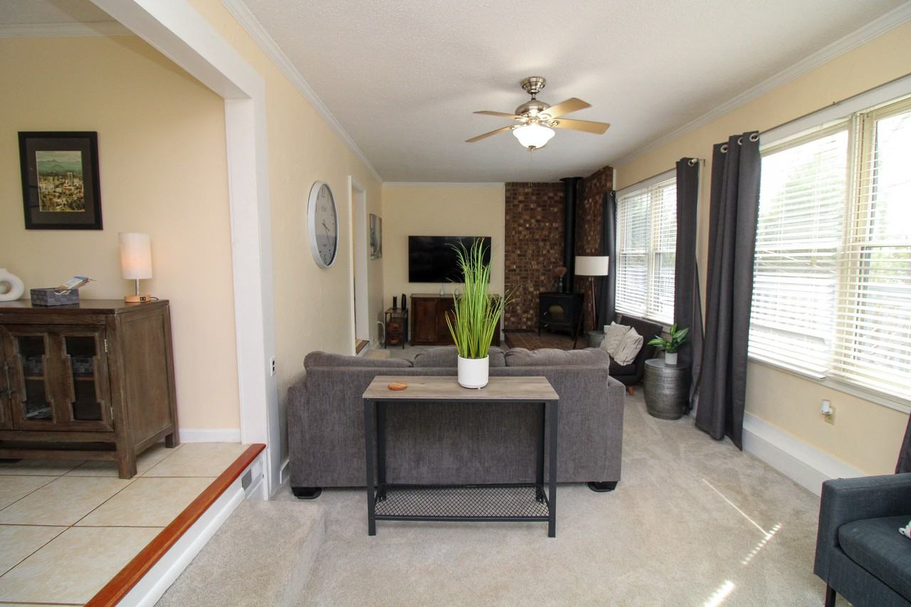 39 Southwicke Dr #NA - Photo 3 of 29