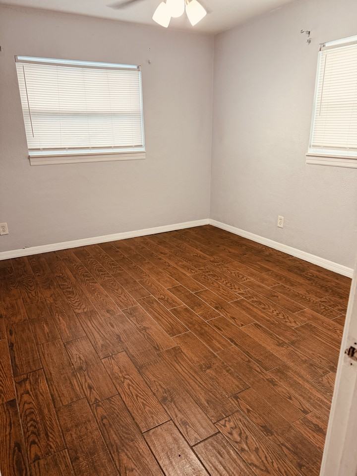 2523 28th St N #2523 - Photo 7 of 14