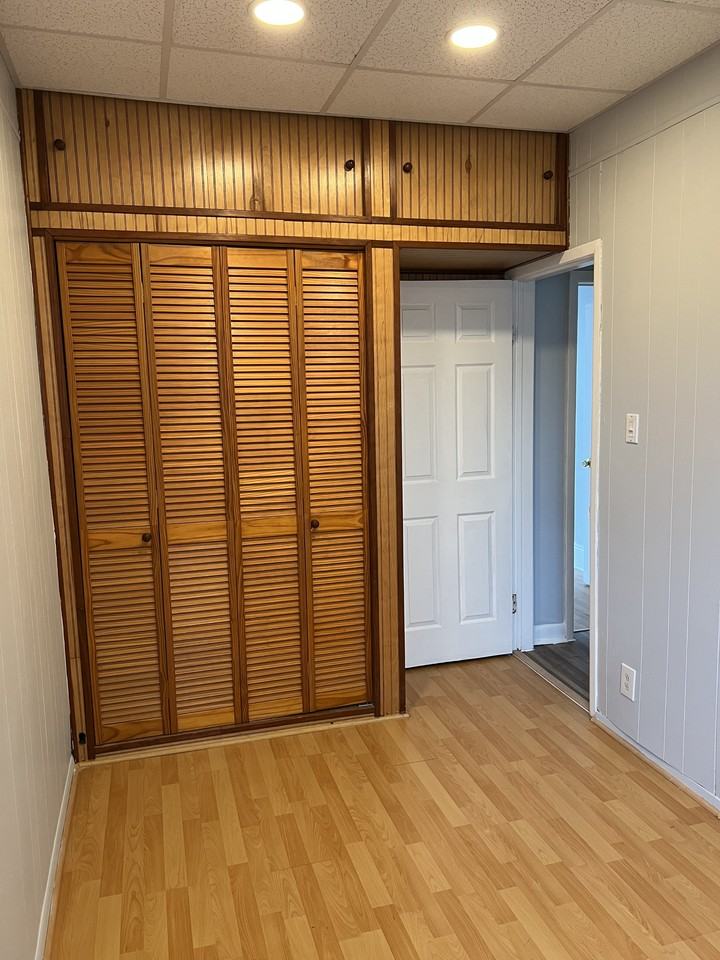 9 W 17th St #5 - Photo 3 of 11