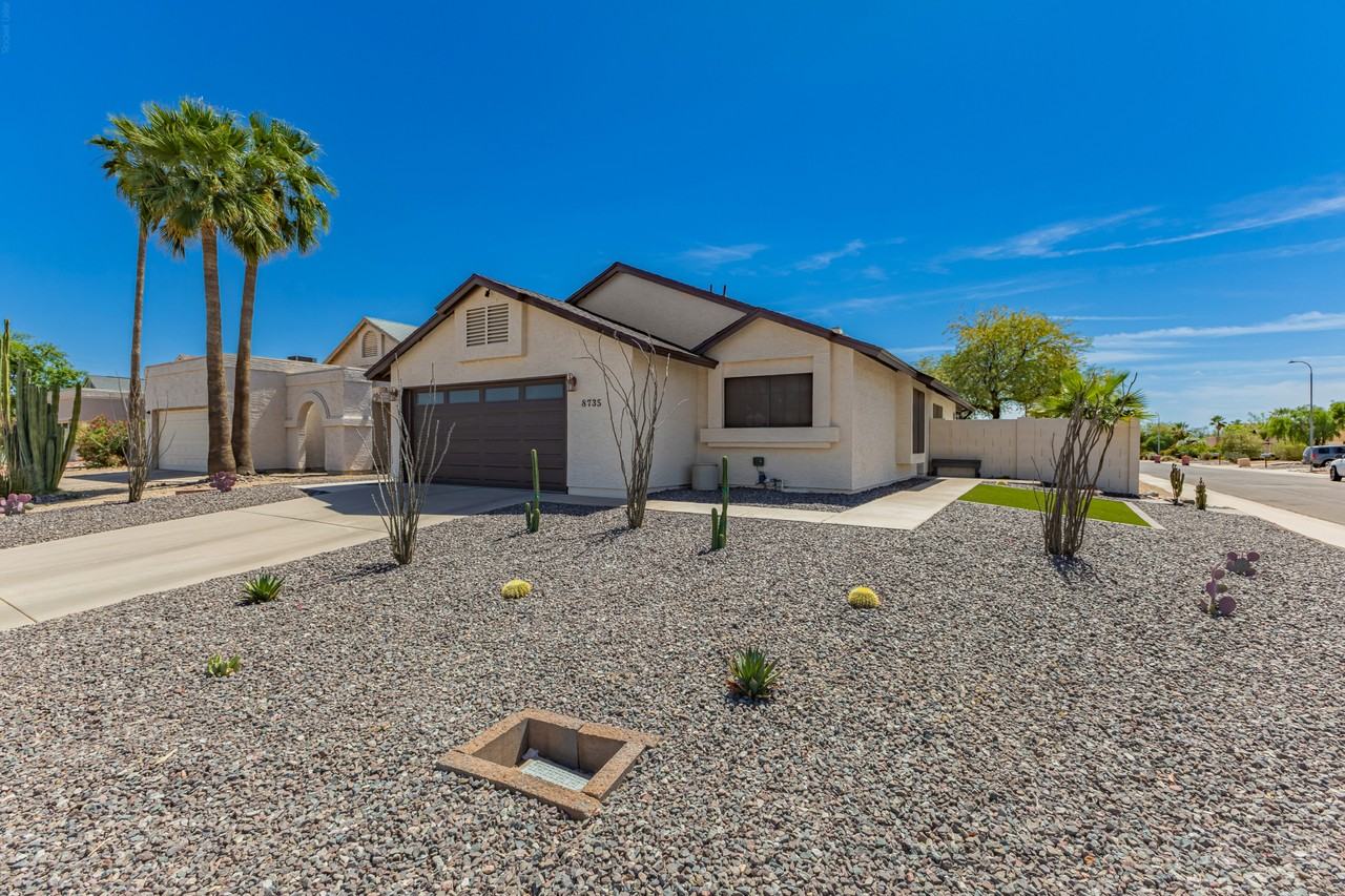 8735 E Moreland St #NA - Photo 3 of 39