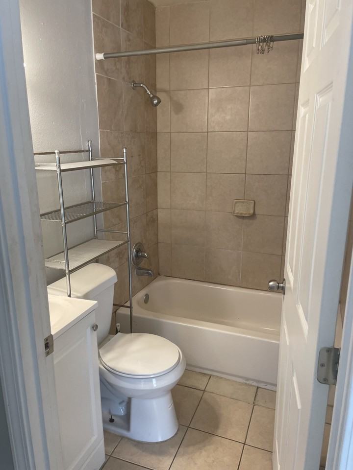 4700 Bonita Dr #4700 - Photo 3 of 8