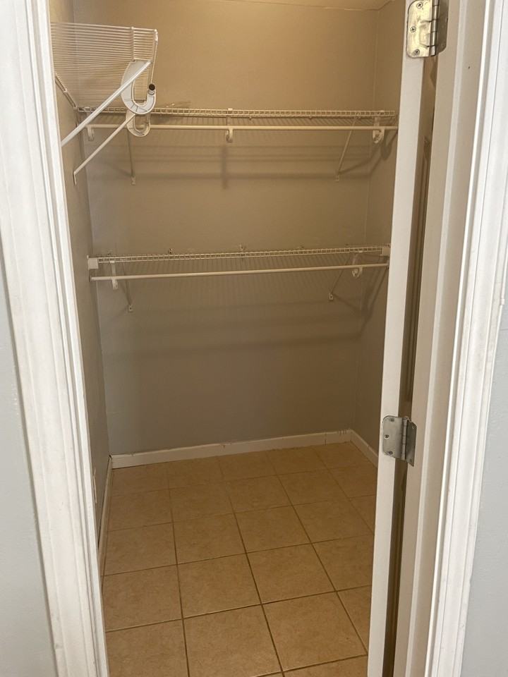 4700 Bonita Dr #4700 - Photo 6 of 8