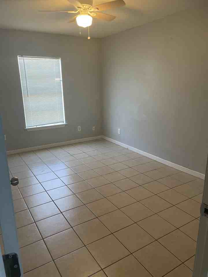 4700 Bonita Dr #4700 - Photo 7 of 8