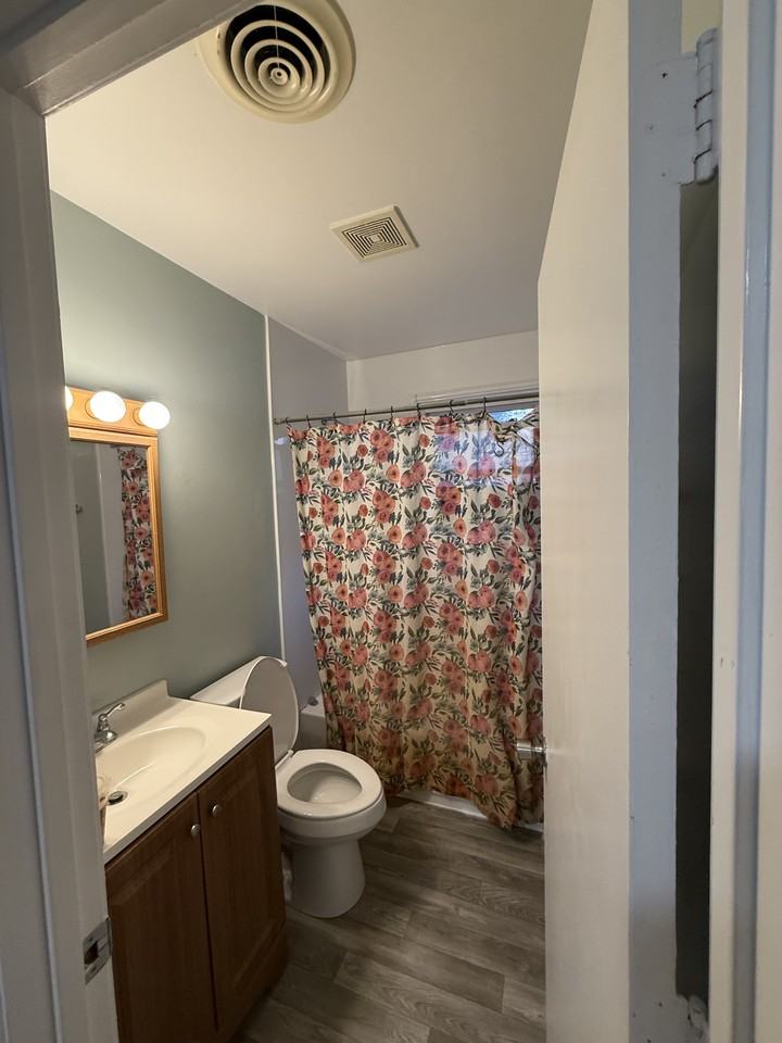 1033 Jeanette Ave #1033 - Photo 6 of 12