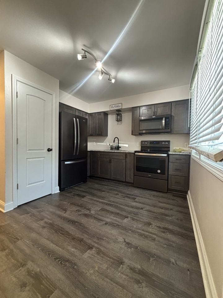 Colfax St #S - Photo 2 of 12